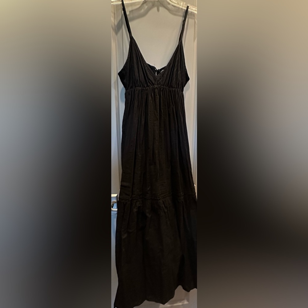 Feminine, black GAP maxi dress. Perfect to dress up or down.
